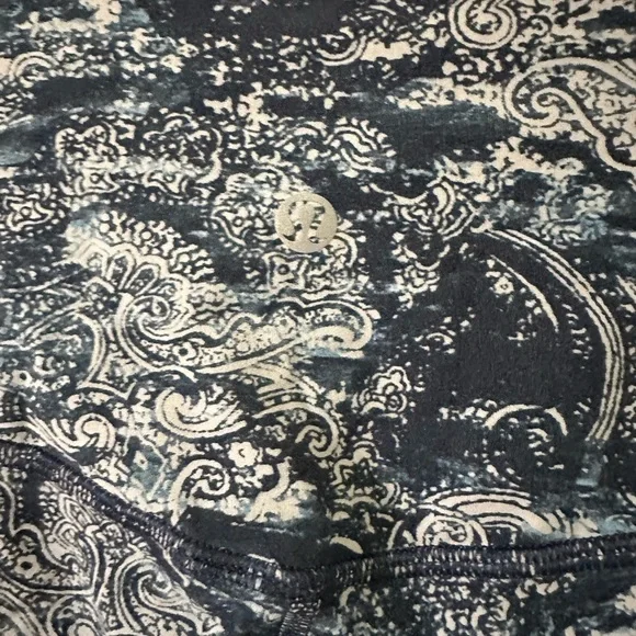 Lululemon Align Pants SZ 6 - Picture 3 of 7